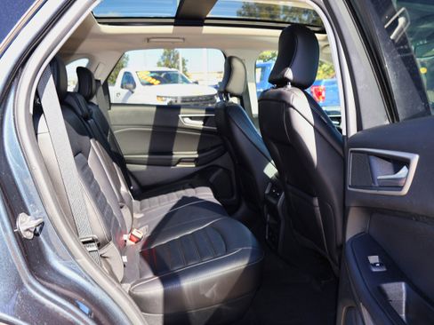 Used 2024 Ford Edge SEL w/ Convenience Package image 27