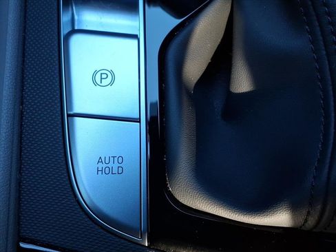 Certified 2025 Hyundai Elantra Blue w/ Cargo Package image 28