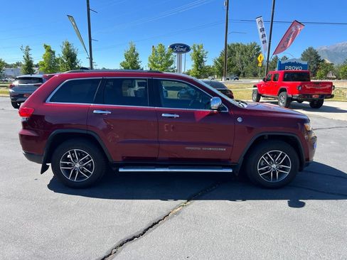 Used 2017 Jeep Grand Cherokee Limited AWD/4WD image 7