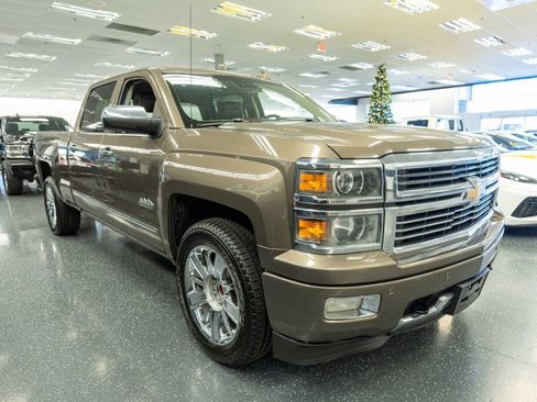 Used 2015 Chevrolet Silverado 1500 High Country w/ High Country Premium Package image 5