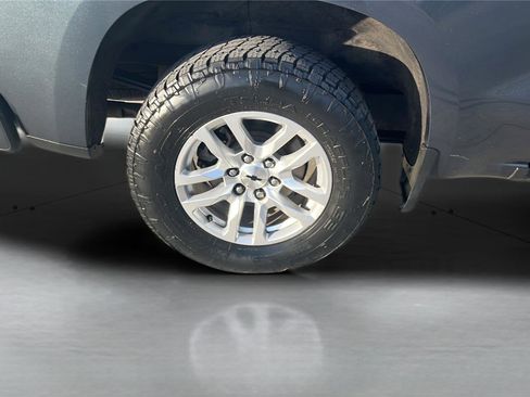 Used 2020 Chevrolet Silverado 1500 RST image 15