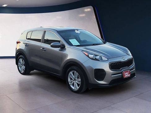 Used 2018 Kia Sportage LX image 7
