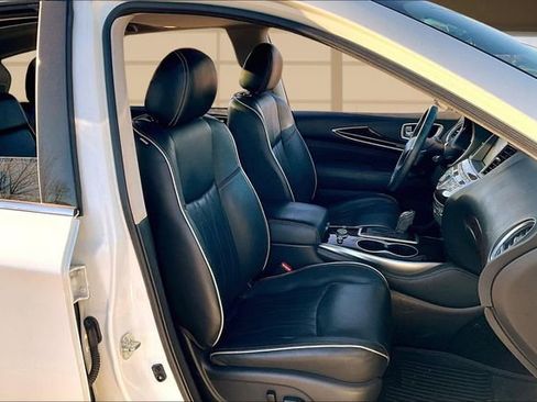 Used 2019 INFINITI QX60 Luxe w/ Sensory Package image 7