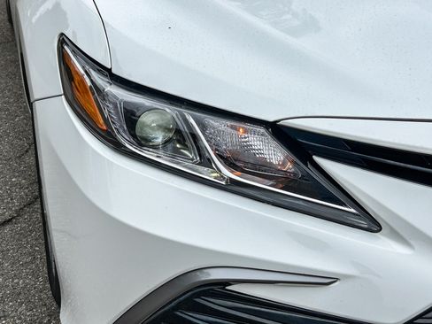 Used 2024 Toyota Camry LE FWD image 4