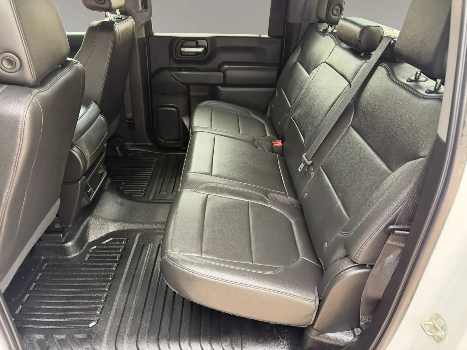 Used 2021 Chevrolet Silverado 2500 W/T w/ WT Convenience Package AWD/4WD image 4