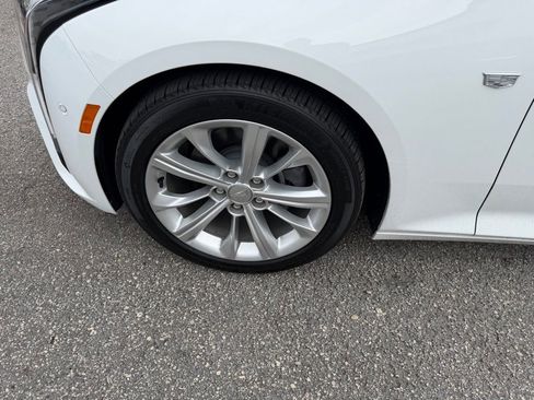 Used 2025 Cadillac CT5 Premium Luxury RWD image 9