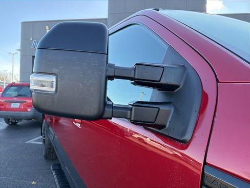 Certified 2022 Ford F250 Lariat w/ Black Appearance Package image 7