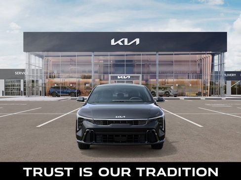 New 2025 Kia K4 GT-Line w/ GT-Line Premium Package image 2