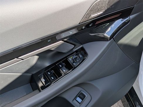 New 2026 BMW 530i image 19