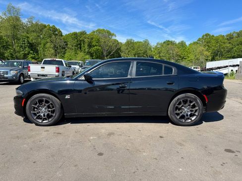 Used 2018 Dodge Charger GT AWD/4WD image 2