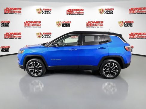 Used 2023 Jeep Compass Limited w/ Sun and Sound Group AWD/4WD image 15