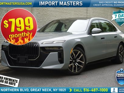 Used 2024 BMW 760i xDrive w/ Premium Package 2