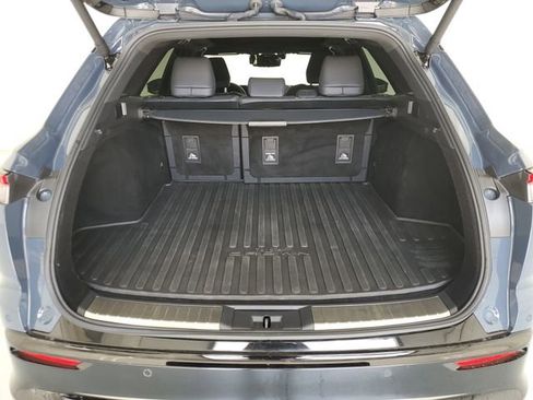 Used 2025 Toyota Crown Signia w/ Advanced Technology Package image 11