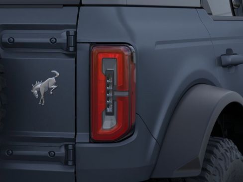 New 2025 Ford Bronco Outer Banks w/ Sasquatch Package image 23