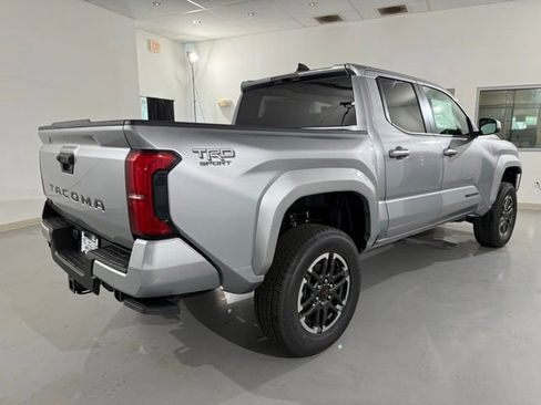 New 2025 Toyota Tacoma TRD Sport image 5