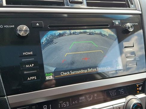 Used 2017 Subaru Outback 3.6R Touring w/ Popular Package #5A AWD/4WD image 4