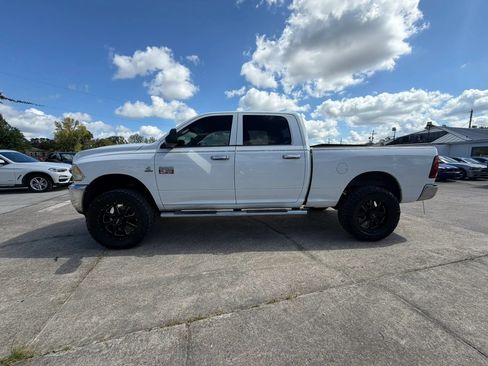 Used 2012 RAM 2500 ST w/ Chrome Appearance Group AWD/4WD image 2