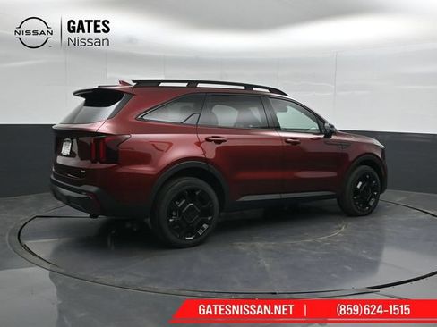 Used 2025 Kia Sorento SX Prestige AWD/4WD image 2