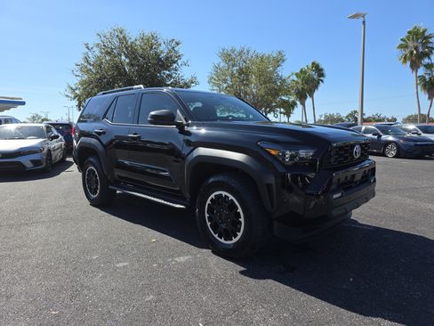 Used 2025 Toyota 4Runner Limited image 2