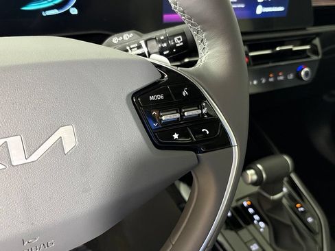 New 2026 Kia Niro EX w/ EX Premium Package FWD image 22
