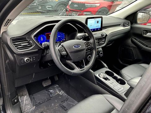 Certified 2021 Ford Escape SEL w/ Technology Package image 14