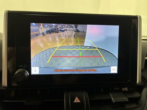 Used 2024 Toyota RAV4 XLE w/ Convenience Package AWD/4WD image 19