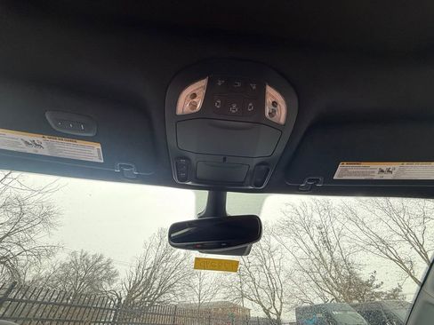 Used 2024 Chrysler Pacifica Pinnacle image 28