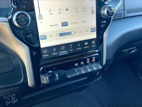 Used 2024 RAM 2500 Laramie w/ Safety Group image 30