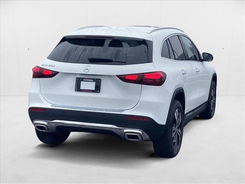 New 2025 Mercedes-Benz GLA 250 image 2
