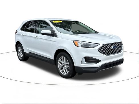 Used 2023 Ford Edge SEL image 1