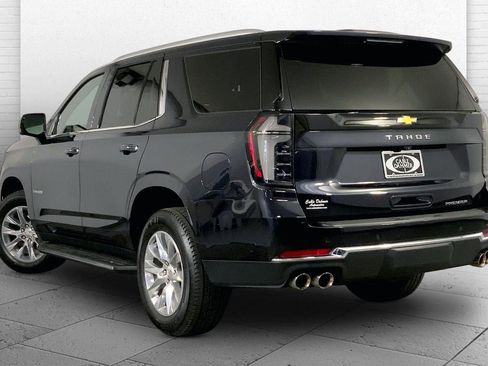 Used 2025 Chevrolet Tahoe Premier AWD/4WD image 11
