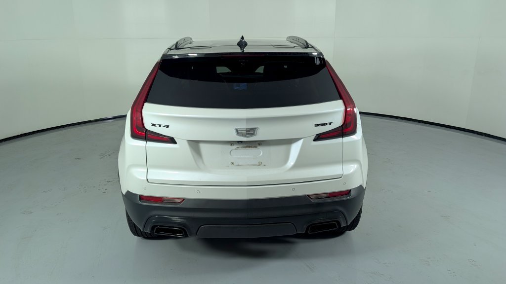 Used 2023 Cadillac XT4 Premium Luxury w/ Technology Package FWD image 5