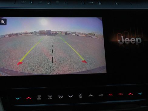 New 2026 Jeep Grand Cherokee Limited w/ Limited Altitude Package AWD/4WD image 19
