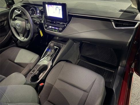 Used 2024 Toyota Corolla LE image 19
