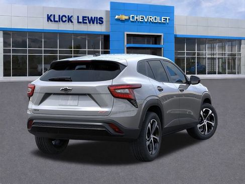 New 2026 Chevrolet Trax RS w/ Sunroof Package image 4