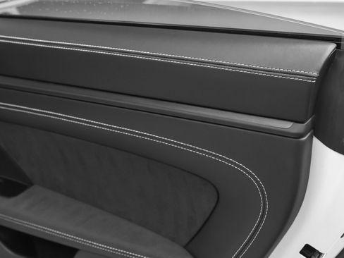 Used 2022 Porsche 911 GT3 image 37