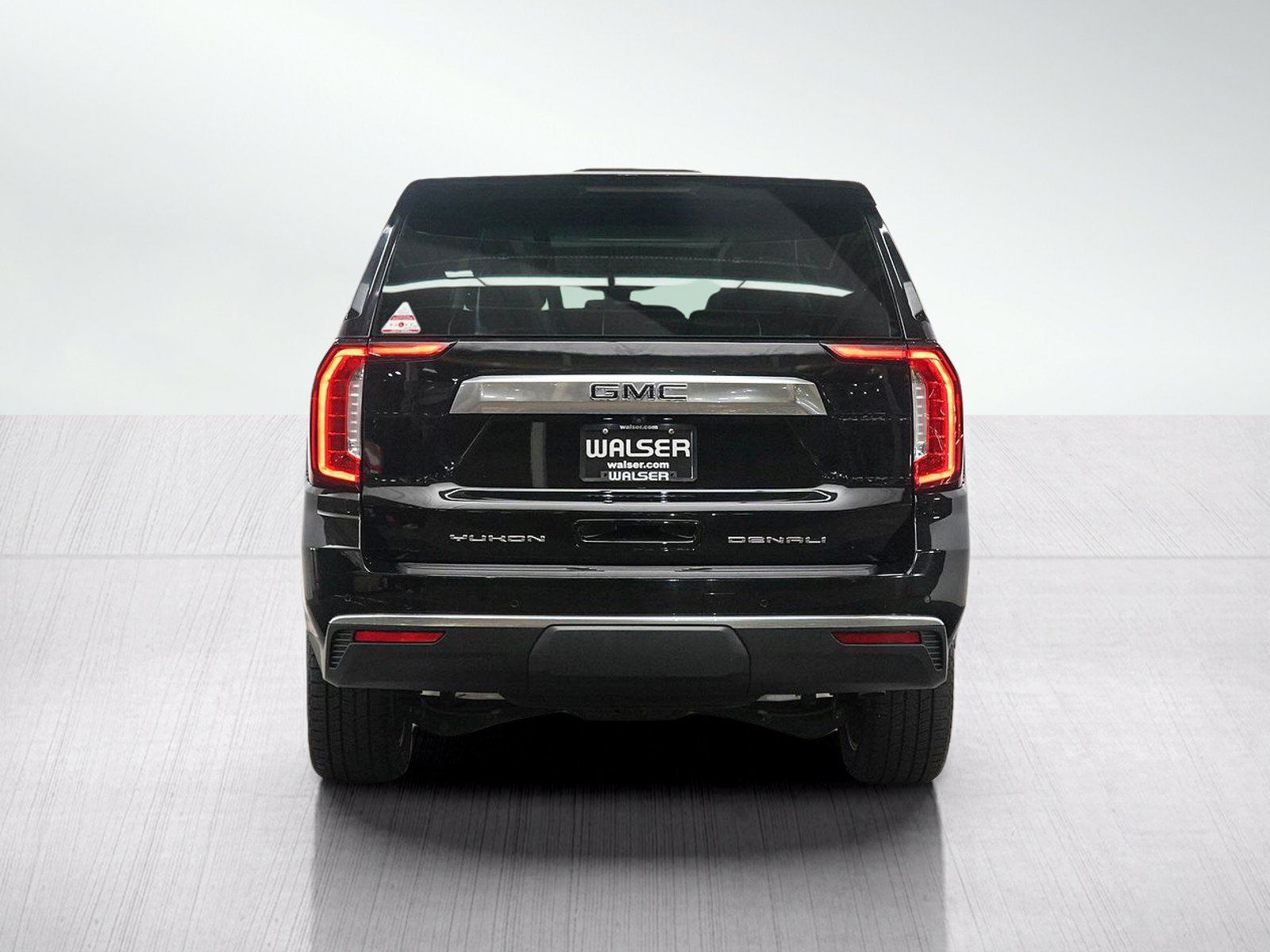 Used 2022 GMC Yukon Denali AWD/4WD image 4