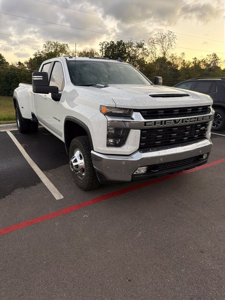 Used 2021 Chevrolet Silverado 3500 LT w/ All Star Edition AWD/4WD image 2