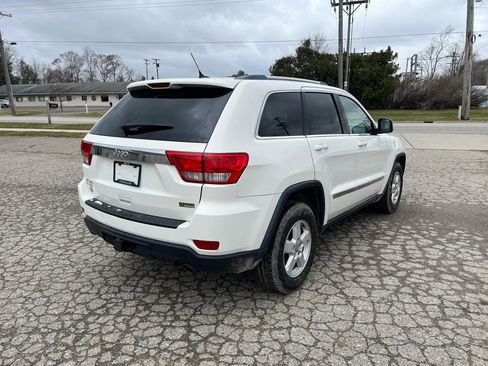 Used 2012 Jeep Grand Cherokee Laredo w/ Laredo E Group image 5