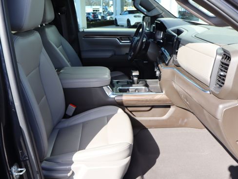 Certified 2024 Chevrolet Silverado 1500 LT Trail Boss w/ LT Trail Boss Premium Package image 37