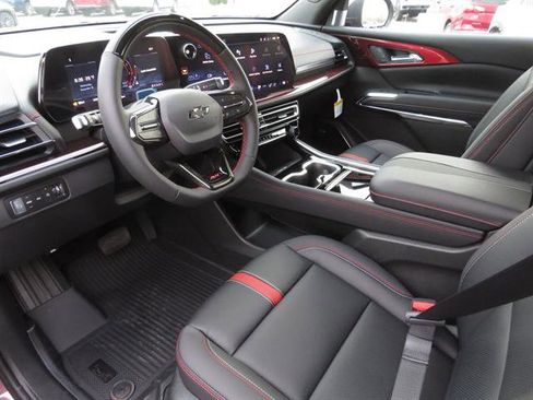 New 2026 Chevrolet Traverse RS w/ LPO, Floor Liner Package image 16