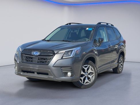 Used 2023 Subaru Forester Premium w/ Popular Package #1 image 2