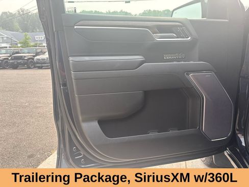 Used 2023 Chevrolet Silverado 1500 High Country w/ Technology Package AWD/4WD image 20