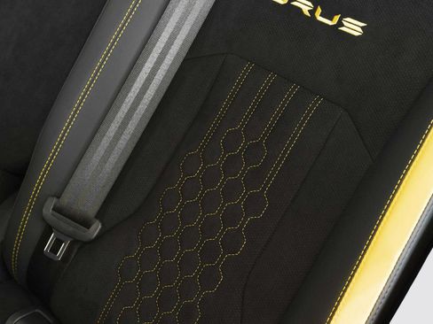 Used 2024 Lamborghini Urus Performante AWD/4WD image 64