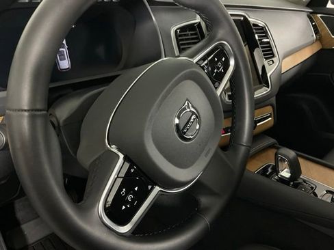 Certified 2024 Volvo XC90 B6 Plus image 22