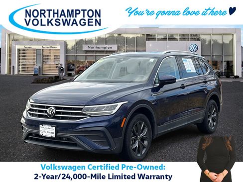 Certified 2022 Volkswagen Tiguan SE image 1