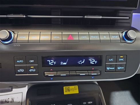 New 2026 Hyundai Kona SEL Premium image 21