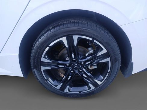 Used 2024 Kia K5 GT-Line w/ GT-Line Premium Package image 8