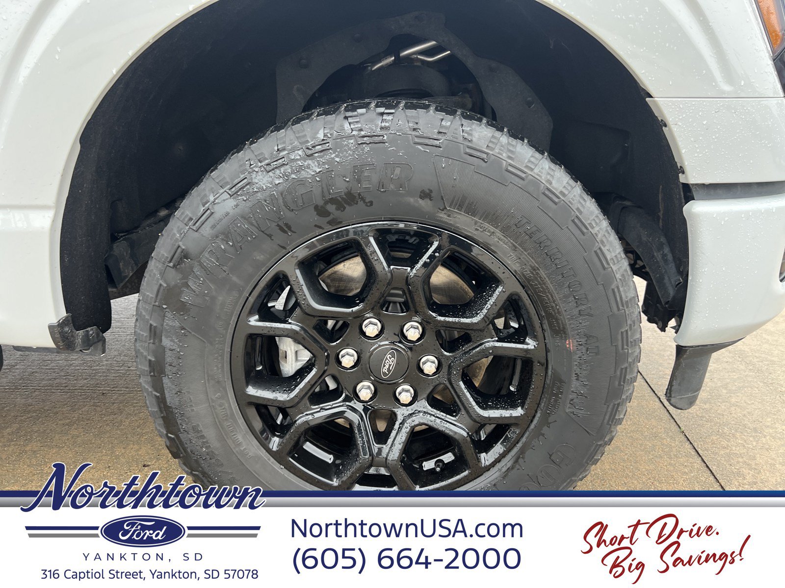 Used 2024 Ford F150 XLT w/ XLT Black Appearance Package AWD/4WD image 10