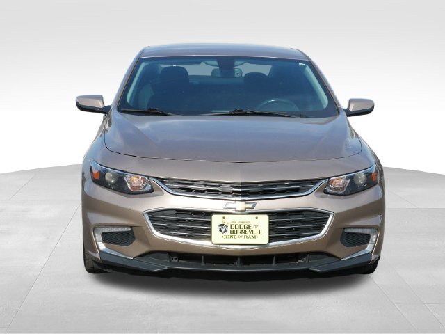 Used 2018 Chevrolet Malibu LT FWD image 2